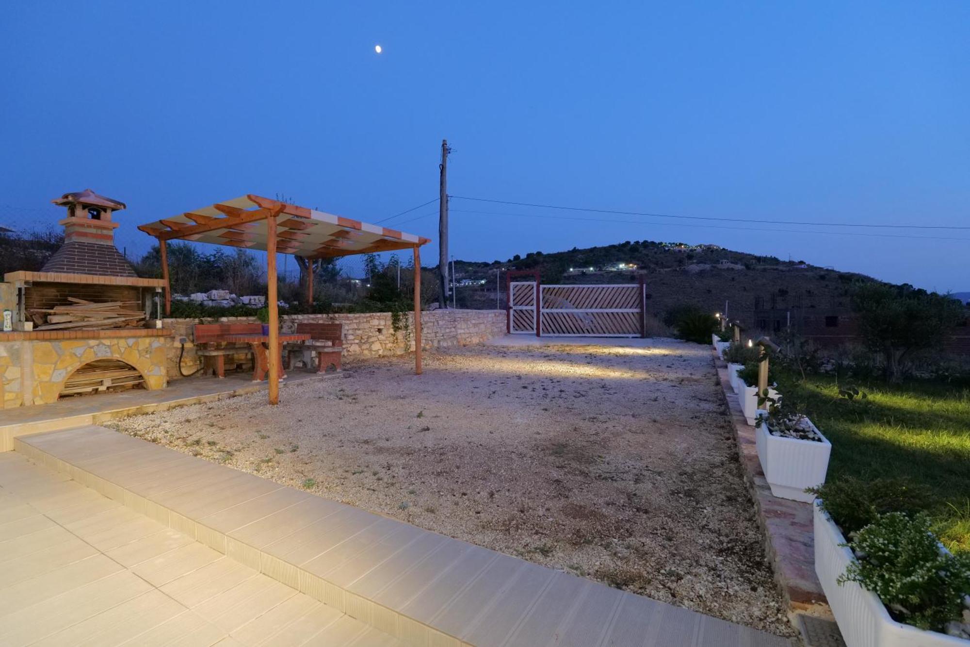 Twins Villa Sarande Exterior photo
