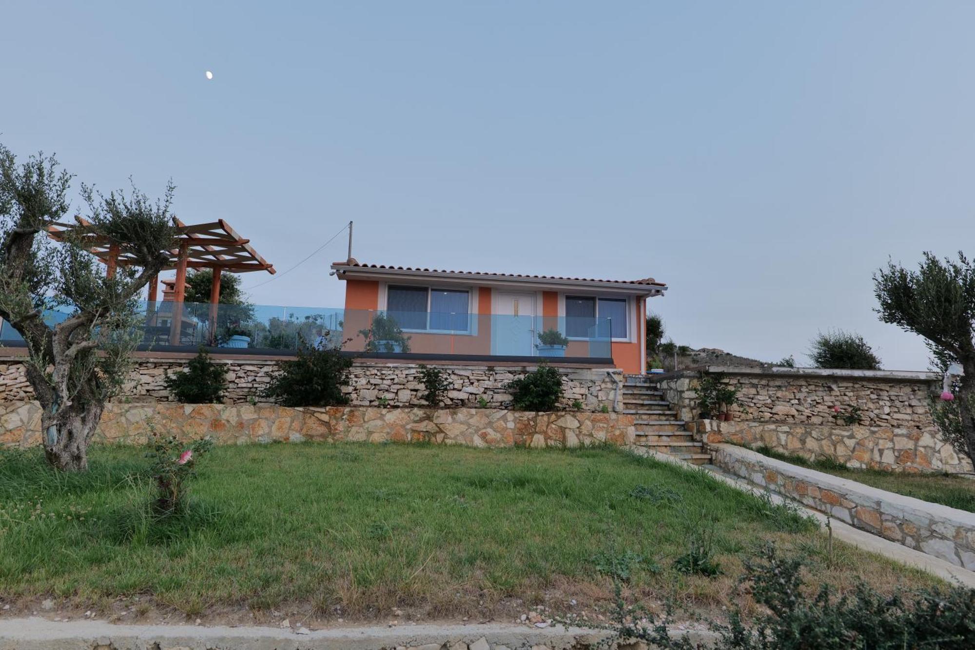 Twins Villa Sarande Exterior photo